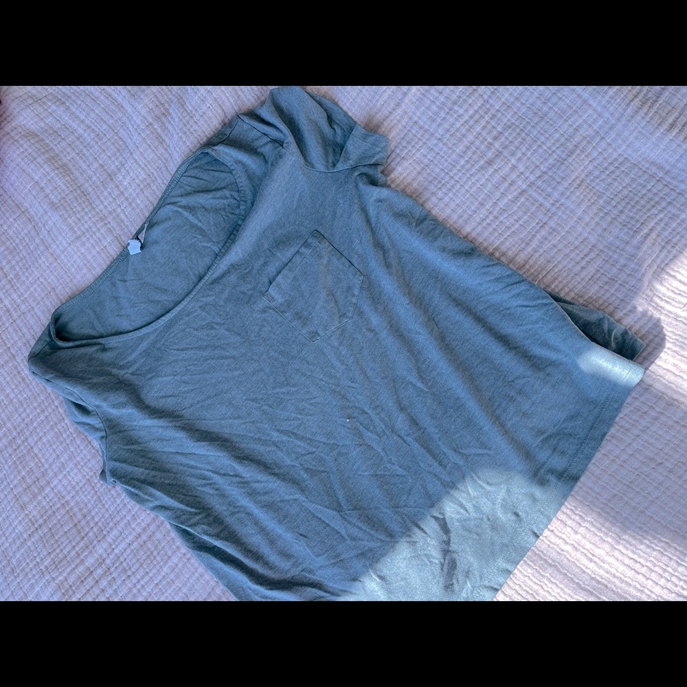 olive green basic T